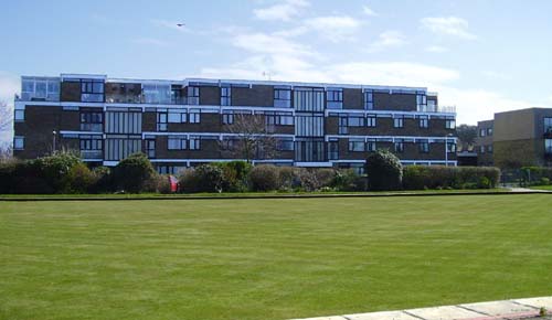 Carmel Court in 2007